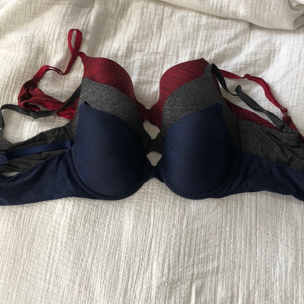 Victoria’s Secret T-shirt bras BUNDLE